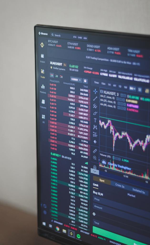 Stock monitor
Photo by Behnam Norouzi on Unsplash